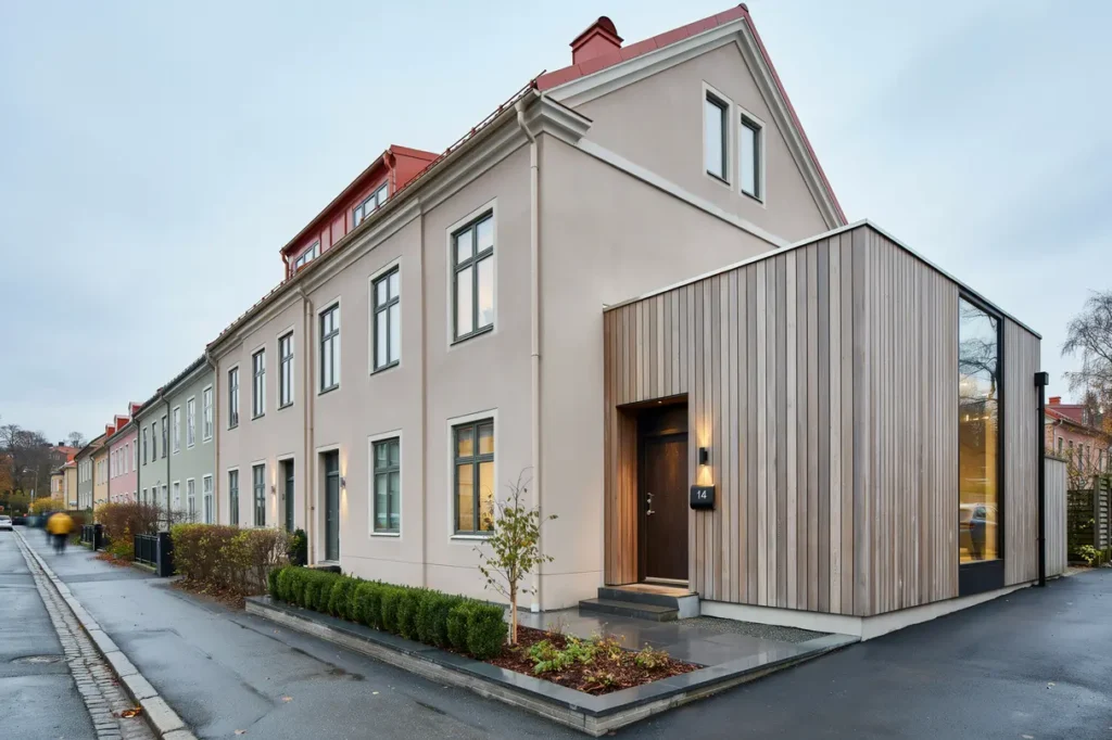 totalrenovering och tillbyggnad av radhus med ny entr i h gdalen bandhagen